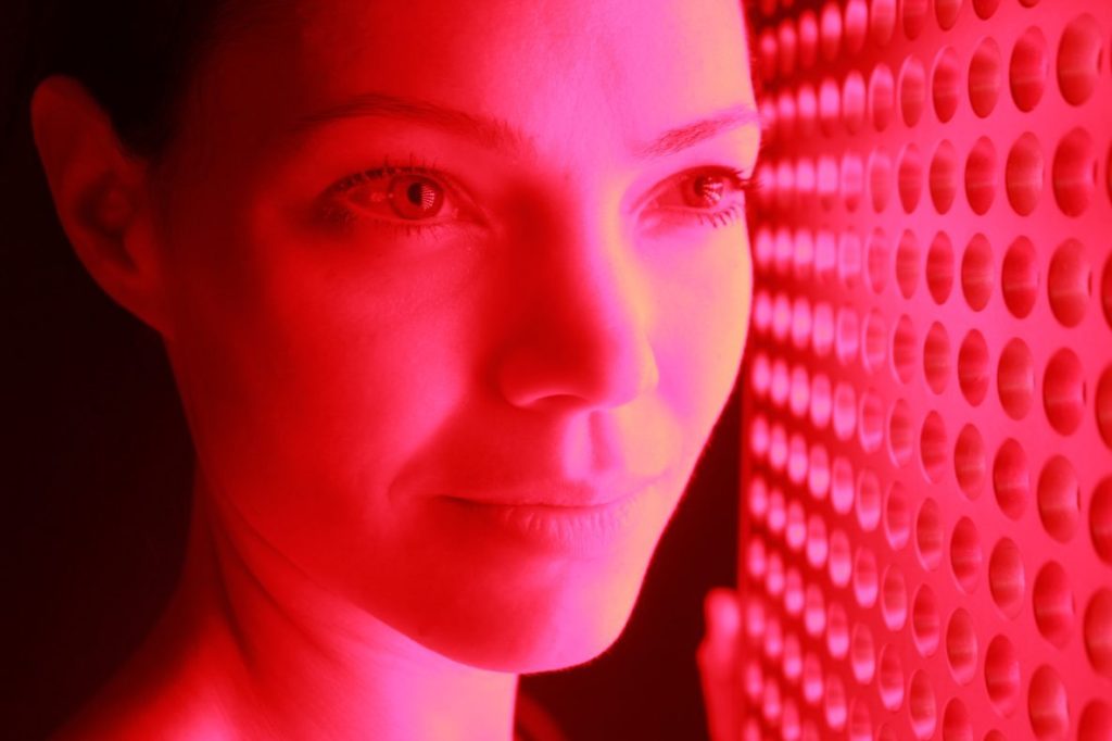 red light therapy for anti-aging