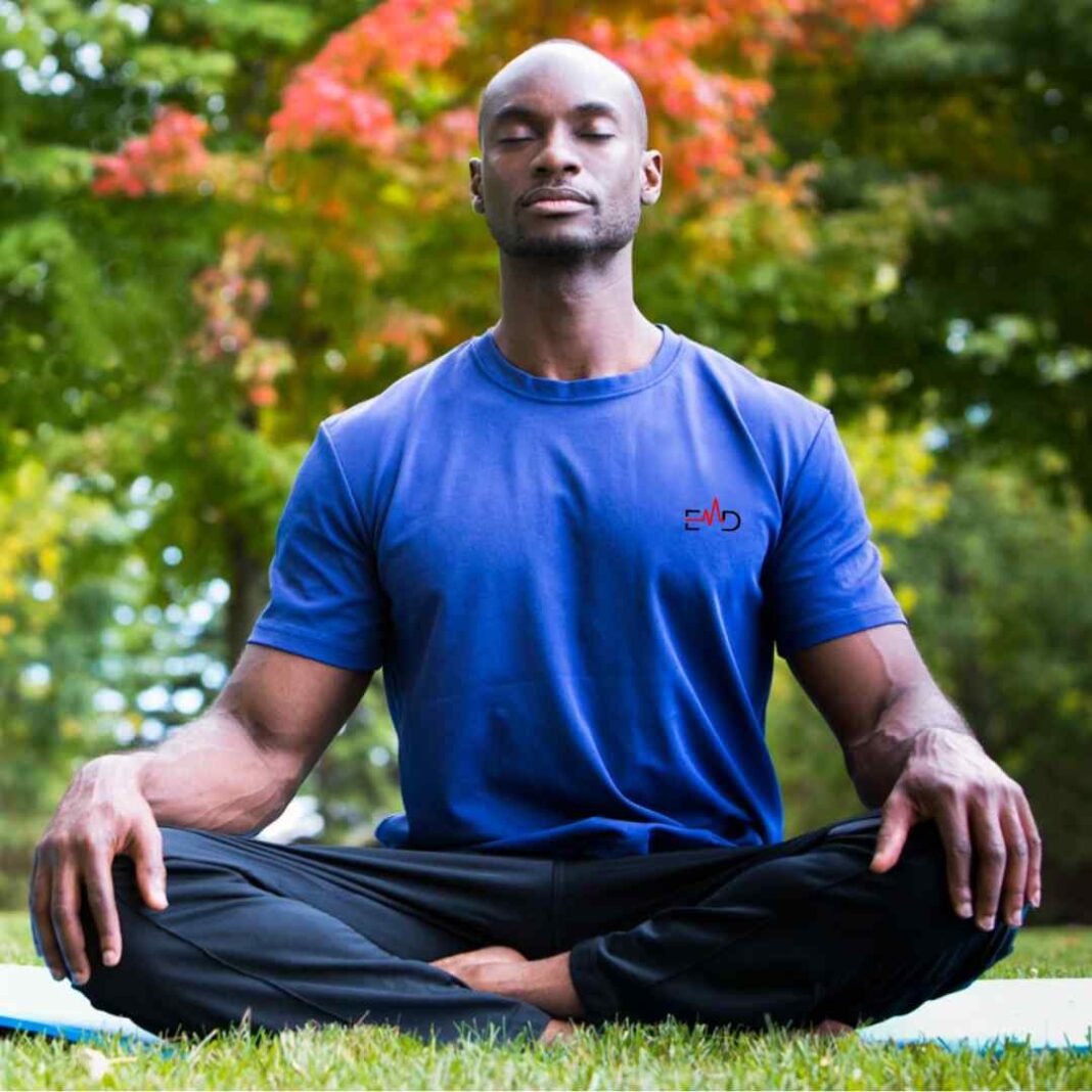 Benefits of Outdoor Yoga Practice for Busy Professionals