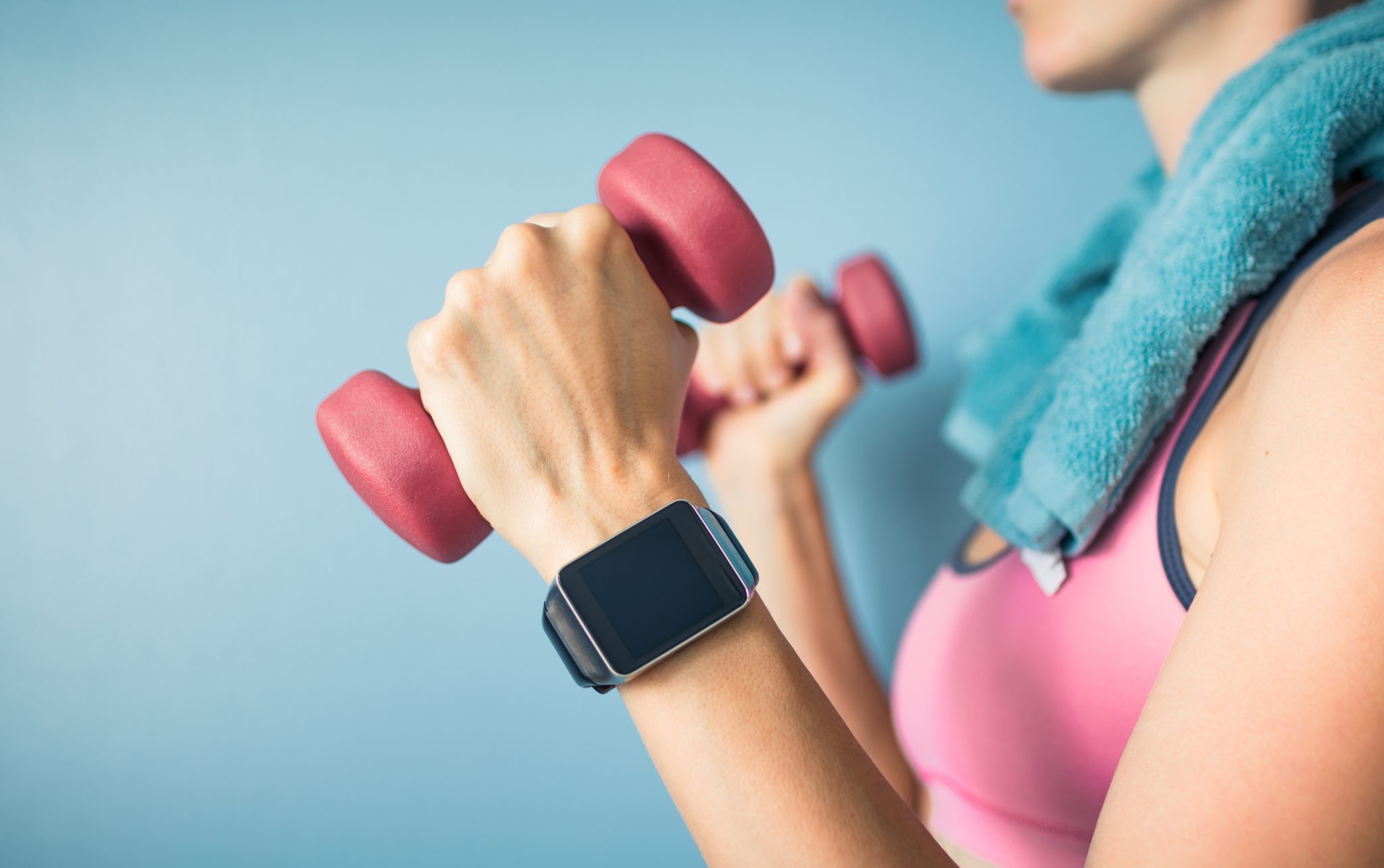 How to Use Wearable Tech to Improve Your Fitness