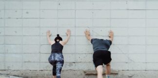 Joint Health Tips For Active Adults – Exercise Daily