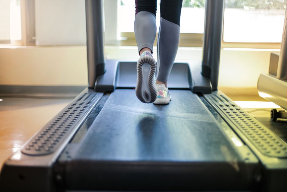 Under Desk Treadmill Workout Tips – Exercise Daily