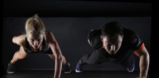 Red light therapy for sore muscles after exercise: What to know Featured image for red light therapy for sore muscles after exercise