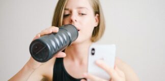 AI Hydration Tracking Wearable Device – Exercise Daily